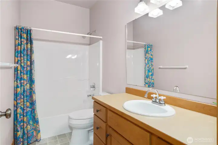 Hall bathroom.