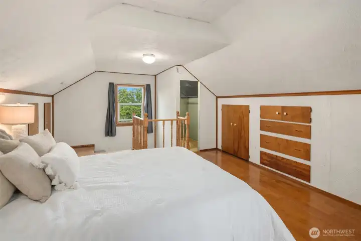 Primary Bedroom, Upstairs Primary Bedroom, Upstairs