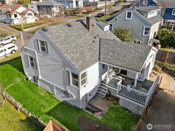 Aerial view:completely detached residence Aerial view:completely detached residence