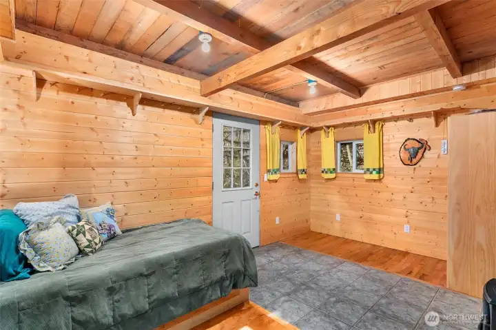 Guest cabin or studio