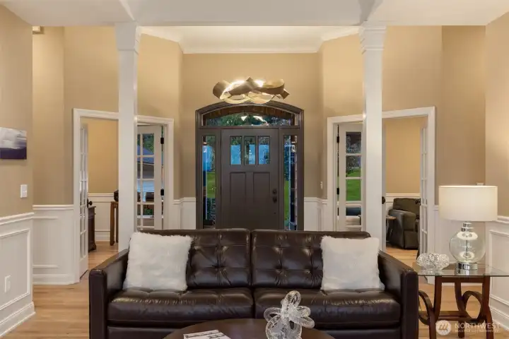 Entrance with Den on Right, Office on the left