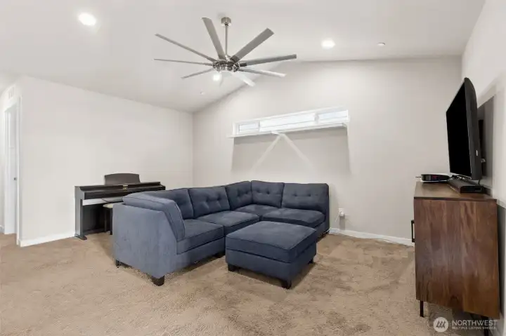 Bonus loft upstairs with vaulted ceilings.
