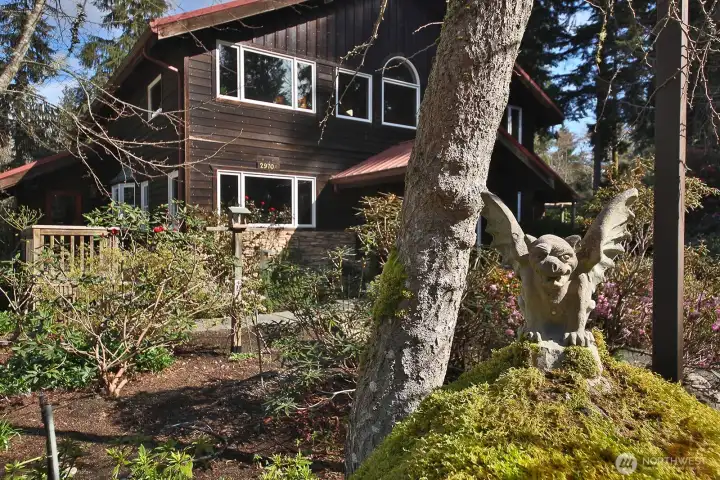 The gargoyle remains to watch over the gardens and all who visit.