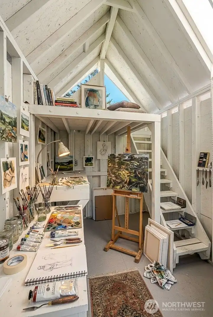 Virtually staged   Artist studio