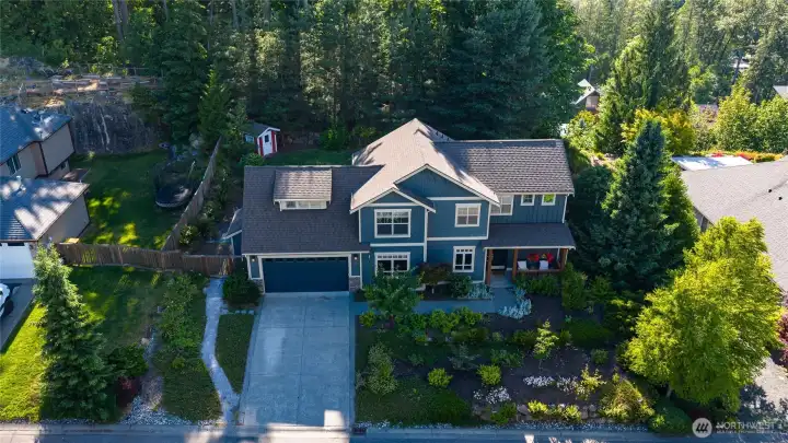 This home has great curb appeal!