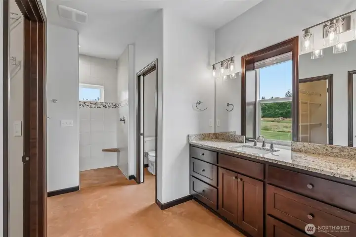 Primary En-Suite