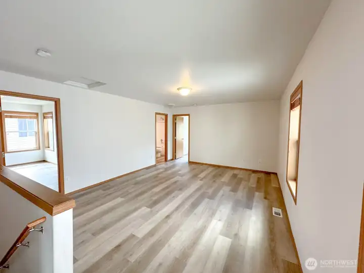 Spacious Bonus Room Spacious Bonus Room
