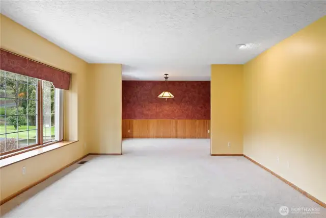 ...looking into the dining room