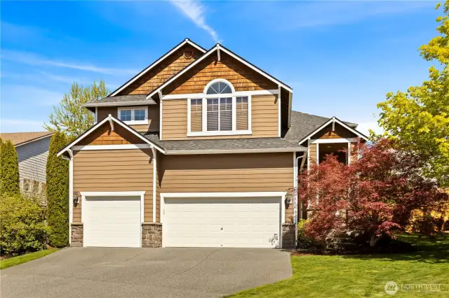 Welcome home to Parke Meadows in North Covington! This stately home has been meticulously cared-for, and has been recently updated with over $87,000 in improvements in the past few years!