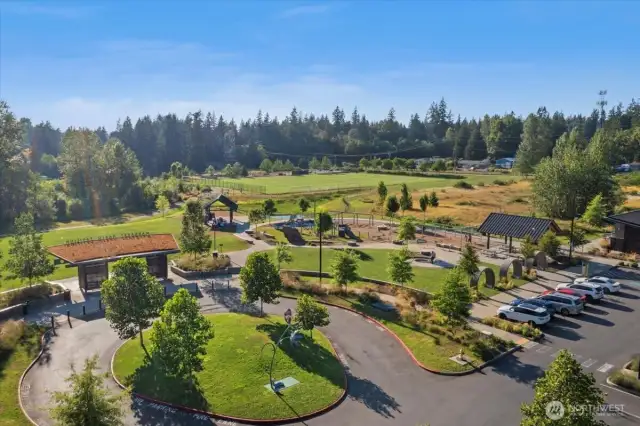 A quick stroll from the 29 Acre Covington Community Park - Playground, Sports Fields, Tennis/Pickleball Court, Amphiteater, and more! Enjoy summer concerts, movie nights in the park, city events like superhero day and park pop-ups with fun activities, pickleball tournaments, and other great community events