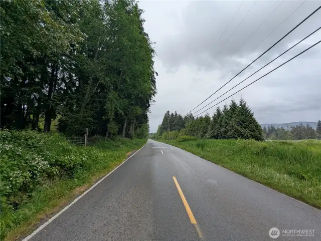 123rd looking north. Mountain views on clear days