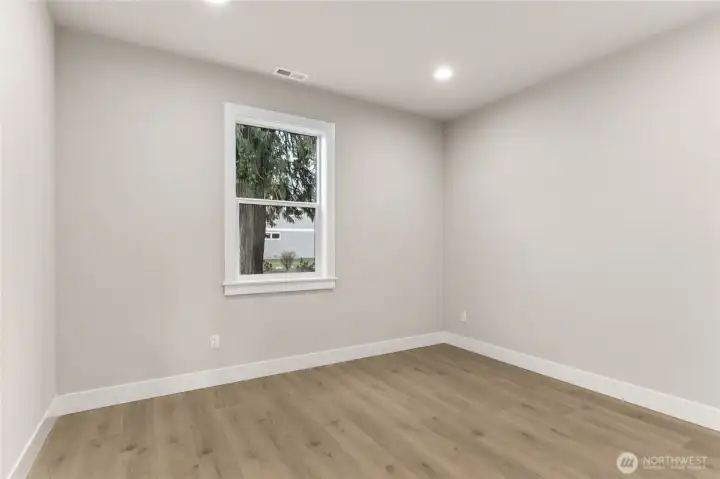 Photos are for representational purposes only.  Colors and options may vary.