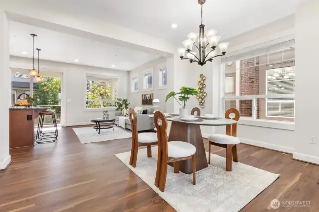 Dining room.