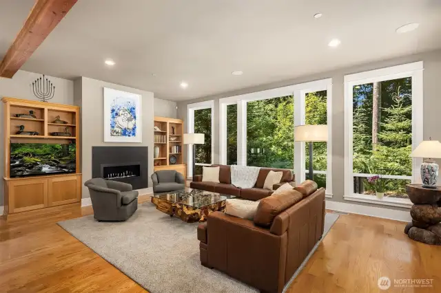 Wide plank hardwood floors on the main floor