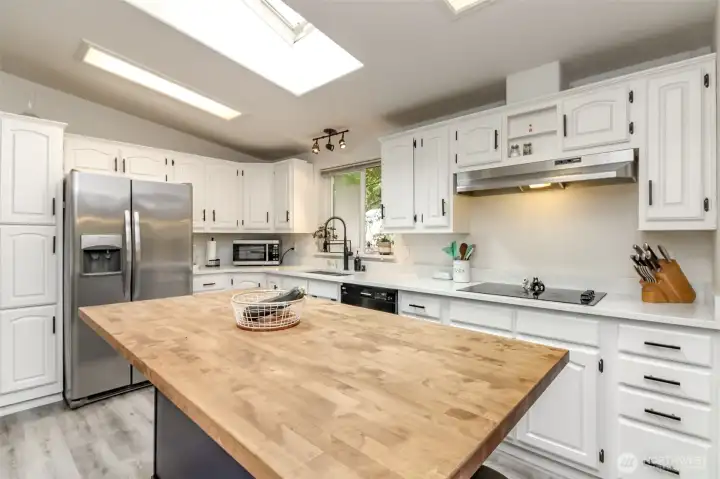 Can you tell we really like the kitchen :)