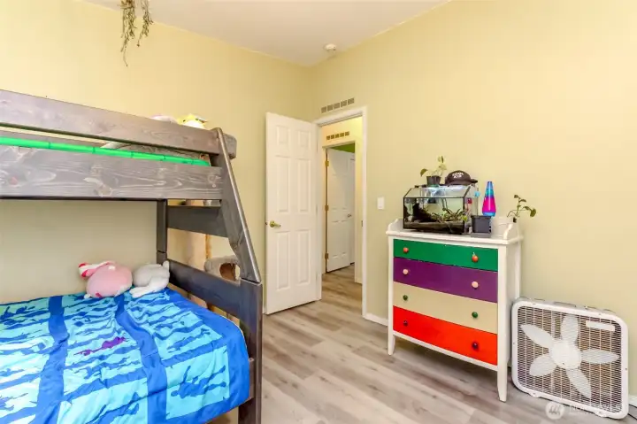 Yup that's the bedroom :)