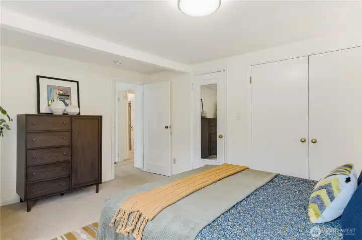 Excellent closet space