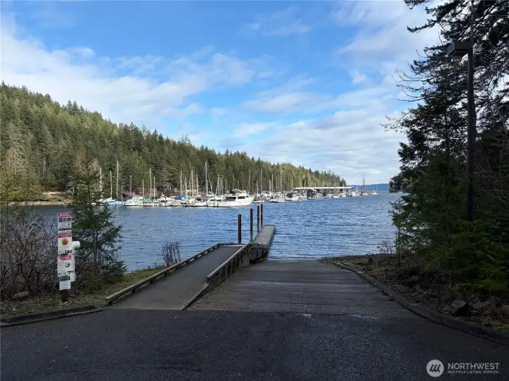 Short drive to State boat launch on Pleasant Harbor.