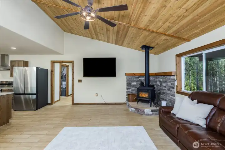 Great Room with vaulted ceiling