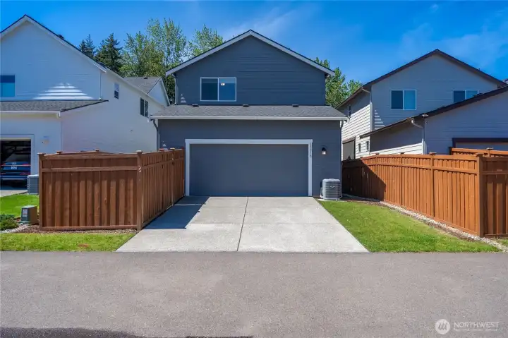 Two Car Garage & Parking via Back Alley