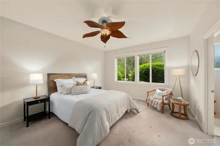 Spacious primary bedroom.