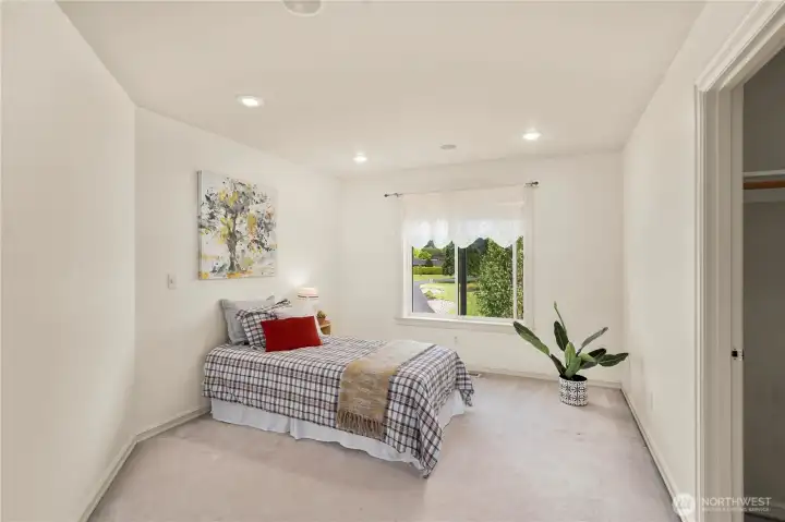 2nd Bedroom