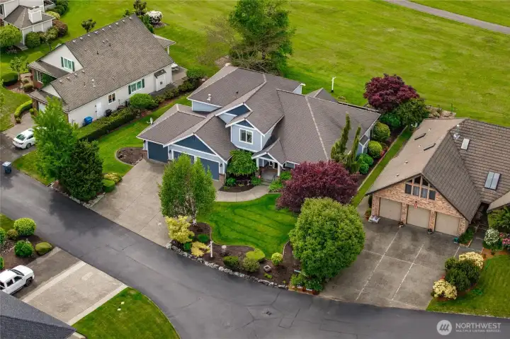 Discover an exceptional lifestyle at High Cedars!