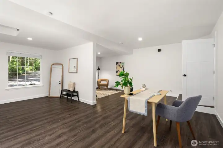 Approx 450 sqft of additional space