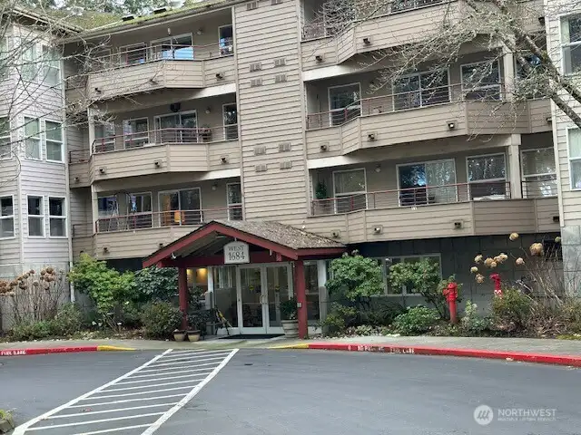 Security entrance, elevator, garage parking, storage, Restaurant, hobby rooms, salt water pool, hot tub, gym, guest suite, gardening areas and so much more. 55+ Co-Op. Security entrance, elevator, garage parking, storage, Restaurant, hobby rooms, salt water pool, hot tub, gym, guest suite, gardening areas and so much more. 55+ Co-Op.