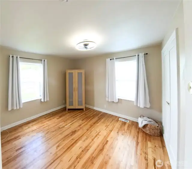 Bedroom #1
