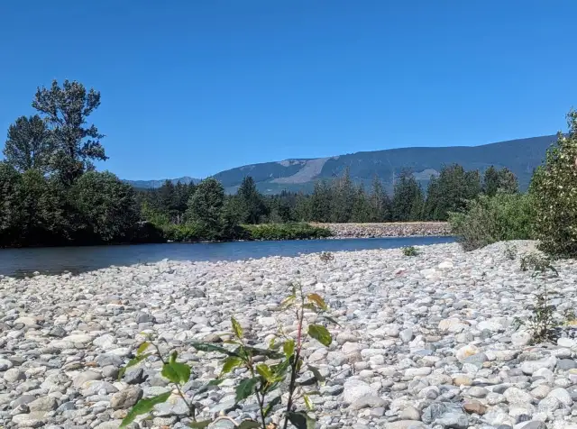 Community Access to River - riverbank
