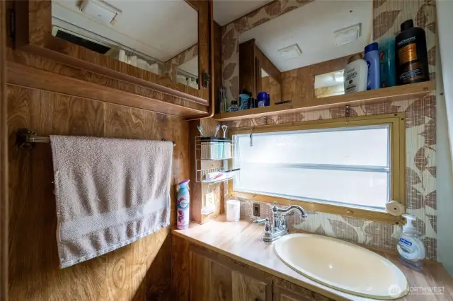 Reasonable bathroom.