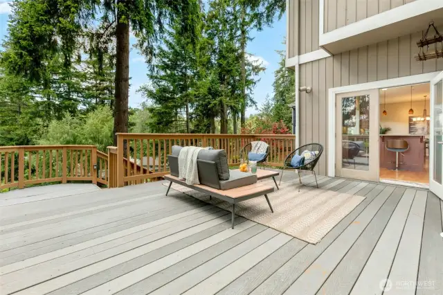 Dining deck
