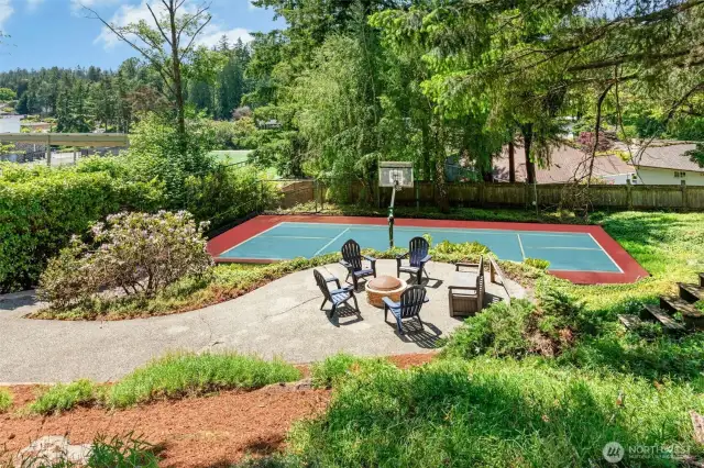 The expansive backyard is an entertainer’s dream