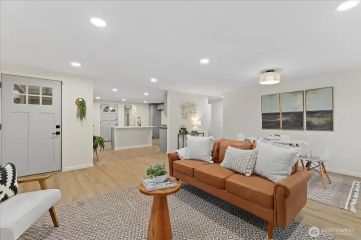 Open floor plan that flows easily.