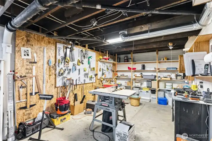Workshop space in the basement