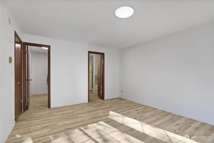 Premier Bedroom to Walk-in Closet and Bath