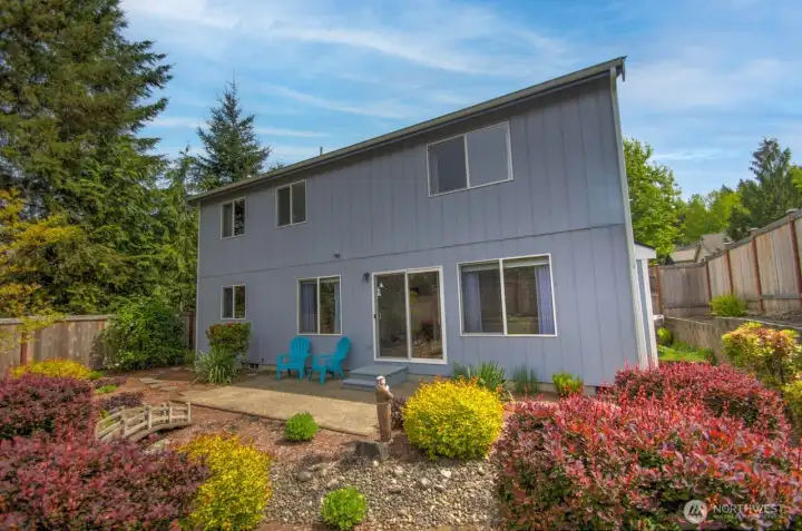 A Rob Rice built home with amazing landscaping. The home sits next to the neighborhood resource parcel with lots of privacy.