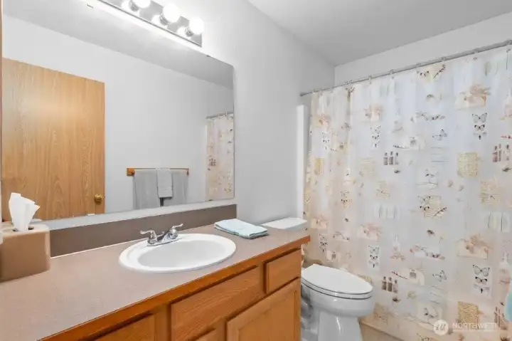 Upstairs hall bathroom