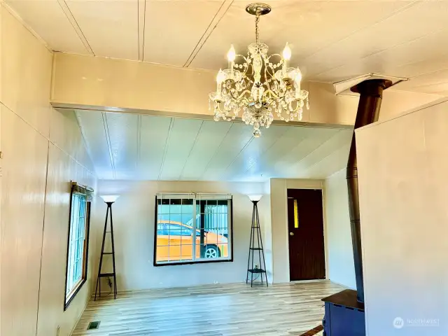 Living room with valued ceiling
