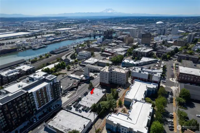 Condo location with Mt Rainier gracing the panorama!