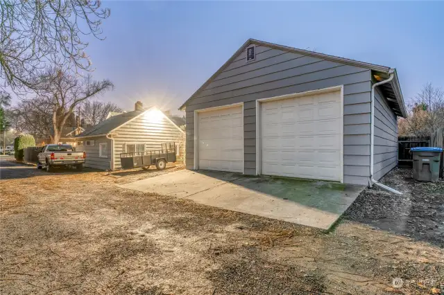 2 car detached garage with shop area