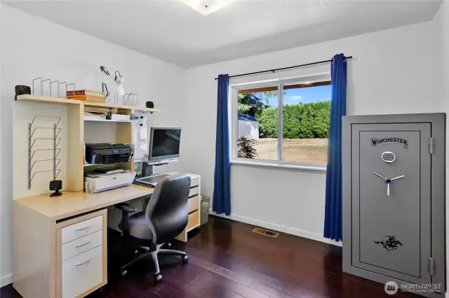 Second guest room or office.