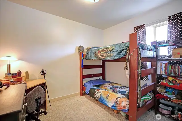 1st room (Main Level)
