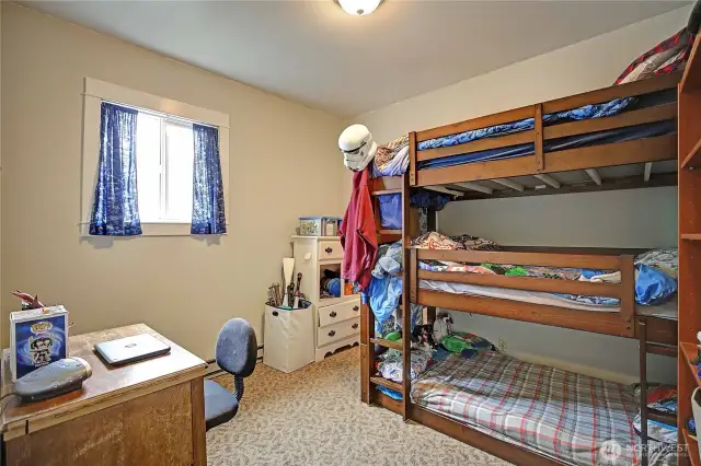2nd room (Main Level)