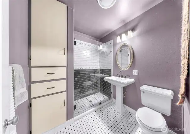 Custom bath with built-ins, tile and period porcelain