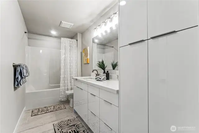 Second Upstairs Bathroom