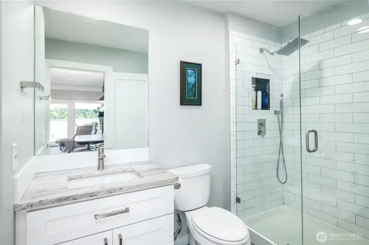Guest 3/4 Bath