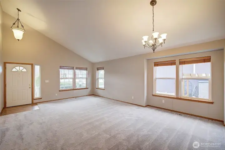 Enjoy the view of Lords Lake or pull down the quality Levolor style wood blinds for added privacy.