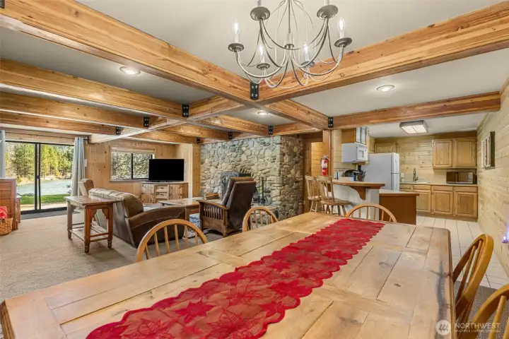 Additional Kitchen/Dining Area